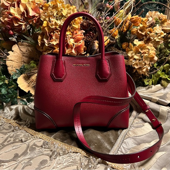 SOLD Michael Kors Mercer Gallery Small Studio Satchel - Picture 10 of 12